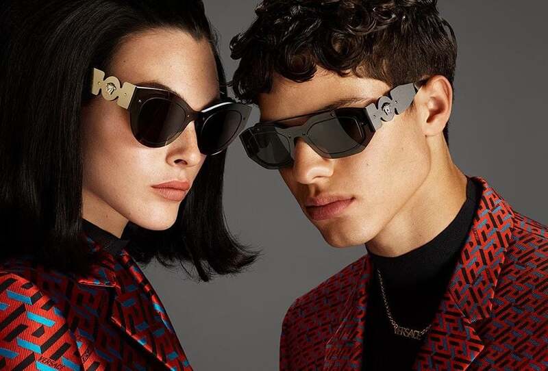 Kính mát Versace (Nguồn: Internet)