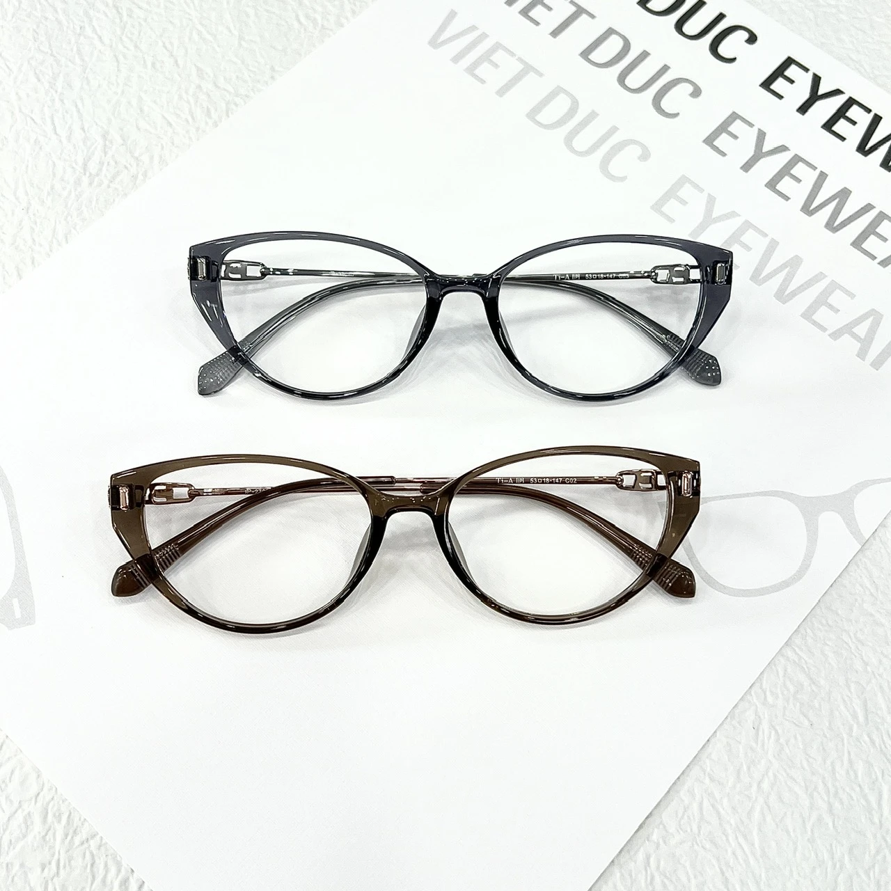 Gọng Kính Mắt Mèo Titanium 27080